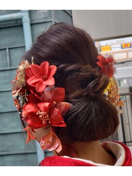 アフェクション フロム ハーティエスト(Affection from HEARtiEST) まとめ髪