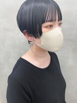 ソーコ 渋谷(SOCO) *【SUN】黒髪ラインショート 二色