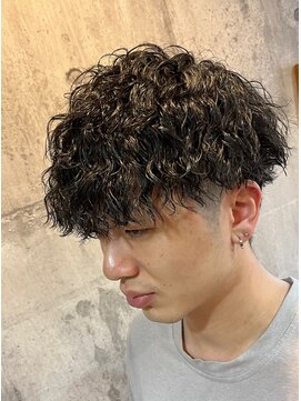 レオン(LEON) ツイスト ツイスパ スパイラル パーマ