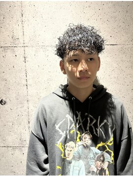 ジャンプザチーター(JUMP the cheetah) 波巻きパーマ