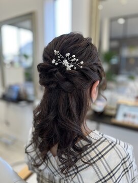 リズ(Risu) ヘアセット　ハーフアップ