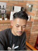 フェードスキンフェードツーブロック刈り上げフェザーアップ