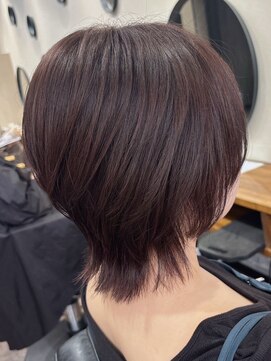 トゥルートラストトロワー 須玉店(True Trust trois) 大人可愛い20代30代30代 ウルフレイヤー くびれショート