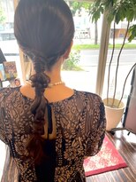 ティティーサッポロ(tity sapporo) 編みおろしローポニースタイル