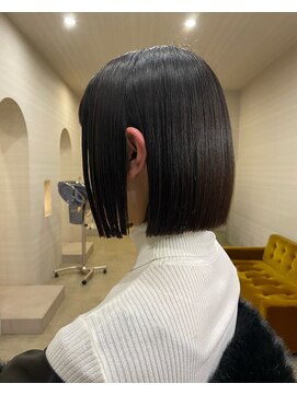 ゴカン(gokan) 艶ボブ