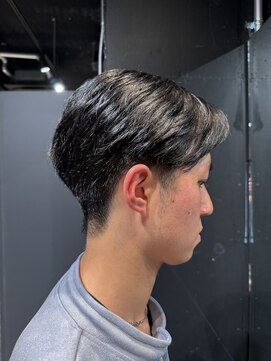 エノア 東京(ENORE) 黒髪/縮毛矯正/ストレート/メンズ/ショート