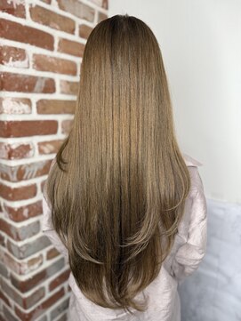 エニー 栄(Any) 韓国レイヤー×ブリーチなしベージュ