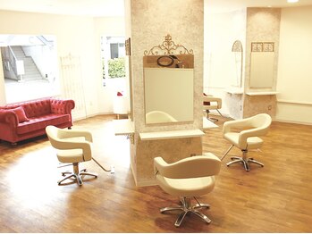 Fortuna【フォルトゥーナ】の写真/【岡町駅徒歩３分】アクセス抜群♪上質×アットホームな空間で、心からくつろげる癒しの一時を。