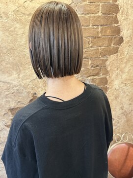 マギーヘア(magiy hair) 大人可愛い小顔 切りっぱなし ミニボブナチュラル/nico