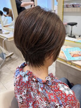 アッシュ 仙川店(Ash) 脱白髪染め丸みショート白髪ぼかしハイライト40代50代60代