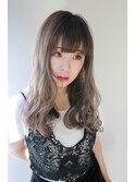 外国人風ロング ハイライトグレージュ ホワイトアッシュ グラデ