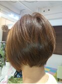 前下がりボブ