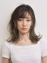 リリアン(Lillian)&nbsp;セミロング