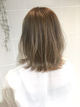 アルクバイネオリーブ 荻窪店(arc by neolive) ハイトーンベージュ arc by neolive 荻窪