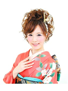 ゲッカビジン(GEKKABIJIN) 振袖でも可愛い!!アップ★六本木2分へアセット
