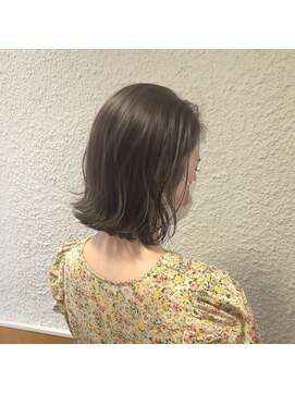 シェス 梅田茶屋町(shes) お店可愛いぷつっとボブ20代30代