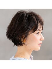 似合わせカット、ぺたんこ解消ふんわりくびれヘアショートパーマ