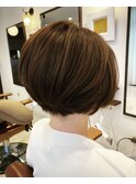 ショートボブ