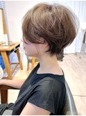 【渡辺】前髪長めショートグラデーションカラーペールベージュ