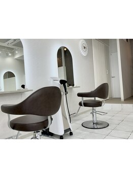 【大型店にない落ち着いた空間】お手頃価格×ハイクオリティで満足度◎あなたの理想のスタイルが手に入る☆