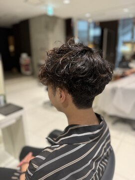 アヴァンスクロス あべのルシアス店(AVANCE. CROSS) メンズマッシュ×パーマ風スタイル