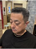 昔ながら愛されるアイパーバックアイロンパーマ刈り上げスタイル