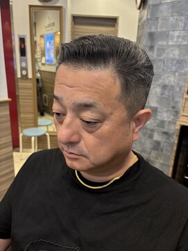 銀座マツナガ 神田店 昔ながら愛されるアイパーバックアイロンパーマ刈り上げスタイル