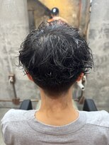 カーニー 上野(kearny)&nbsp;ツイストスパイラルパーマ縦落ちパーマメンズ波巻きパーマ