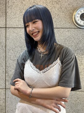 リンダ ルーナ(LINDA Luna) ブルー/ダブルカラー/トリプルカラー/ブリーチ/デザインカラー