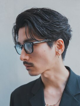 エリマ 横浜西口(elima) 横浜西口センターパートニュアンスパーマメンズパーマ20代緩め