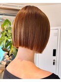 20代30代切りっぱなしボブ/縮毛矯正/切りっぱなし/ハイトーン