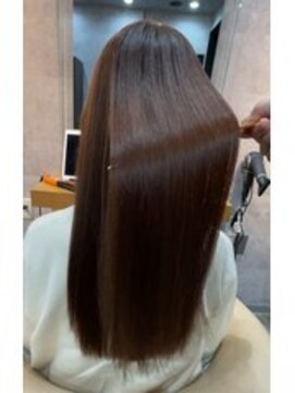 レディオ ザ イシン(LeDio the ISIN) 髪質改善/白髪染め/白髪ぼかし/縮毛矯正/ヘッドスパ【星川】