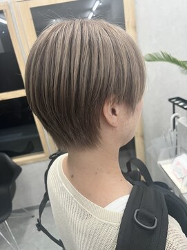 ローカス 昭島(Locus) 丸みショート/ミルクティーベージュ/昭島