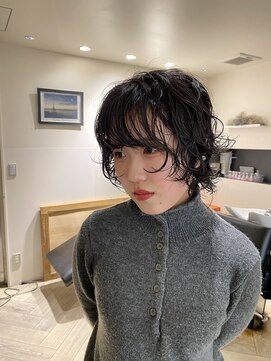 ローグ(Logue) レイヤーカット/パーマ