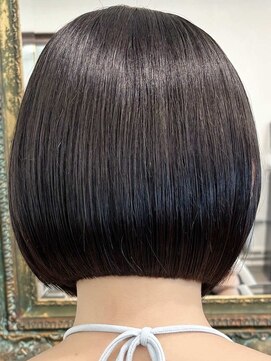 ルネラトーキョー(RUNERA TOKYO) ボブカットショートボブワンレングス髪質改善