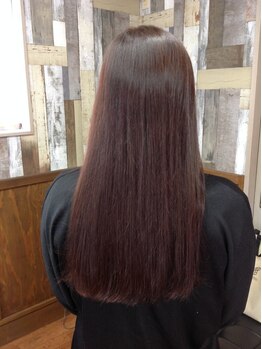 ミマプラス(mima+)の写真/<髪の悩みを魅力に変える>丁寧なおもてなしと高い技術力で、今の気分にぴったりの似合わせヘアに◇