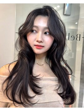 ベル 新宿(Belle) 春に向けて　ふわふわヘアをレイヤーカットで