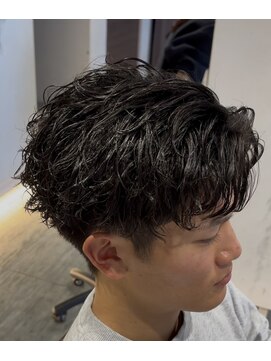 クレヨン ケース(Crayon case) メンズ 無造作パーマすっきり刈り上げ束感セット