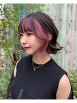 モモ(momo) 人気インナーカラー/イヤリングカラー