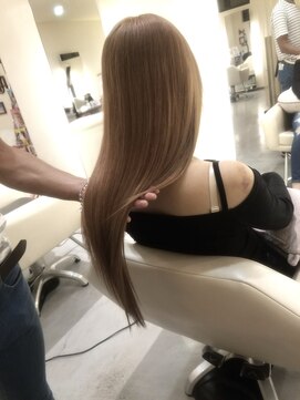 インプルーヴ アートスタイルヘアー(imProve Art style hair) つや髪☆外国人風3Dアッシュピンク&エクステロングスタイル♪