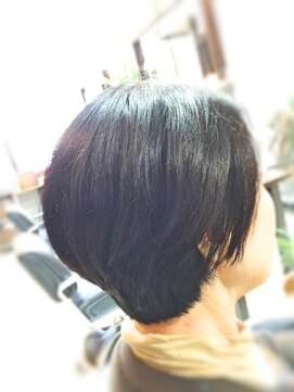 キャン 温品店(CAN) 【CAN】 サイドのシルエットがきれいなグラデーションボブ