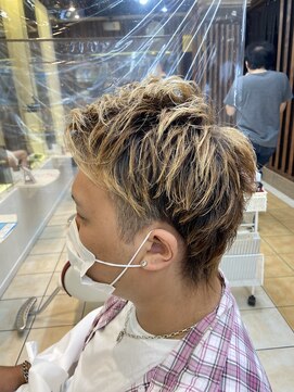 クオリス 上板橋店(QUALIS) 束感ショートウルフレイヤー簡単スタイリング【カジュアル】