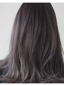 スーリール 箱崎店(Sourire) シルバーグレイ