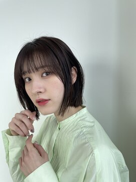 エクリ 麻布十番(equri) 大人かわいい耳かけボブ