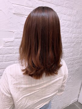 ウーロス(uros.) ミディアム☆レイヤー