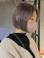 エリマ 調布(elima)&nbsp;大人ミニボブ前下がり前髪なしピンクベージュケアブリーチ調布