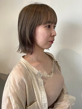 シンエノム(Shin enom) ボブ×ベージュ/ハイトーンカラー/フェイスレイヤー