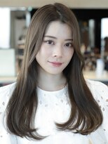 【高木美緒】ワンカールが可愛いローレイヤースタイル