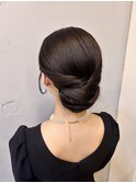 大人クラシックシニヨン