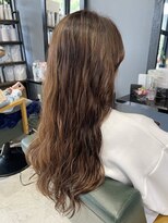 レナータ ヘア(Renata hair)&nbsp;ロングパーマ/ロングデジタルパーマ/デジタルパーマ/ベージュ